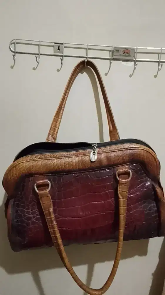 Jual tas kulit asli