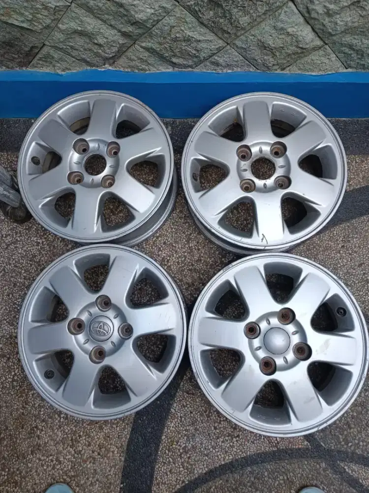 Velg Avanza Ring 13