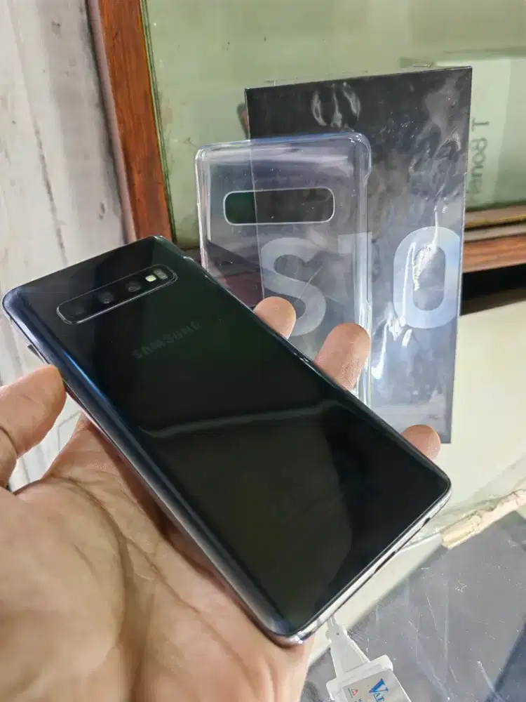 Samsung s10 biasa 8/128 layar kinclong tanpa shadow