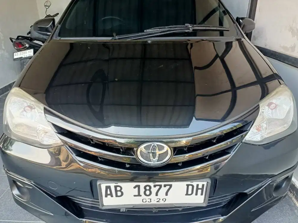 Etios Valco G hitam