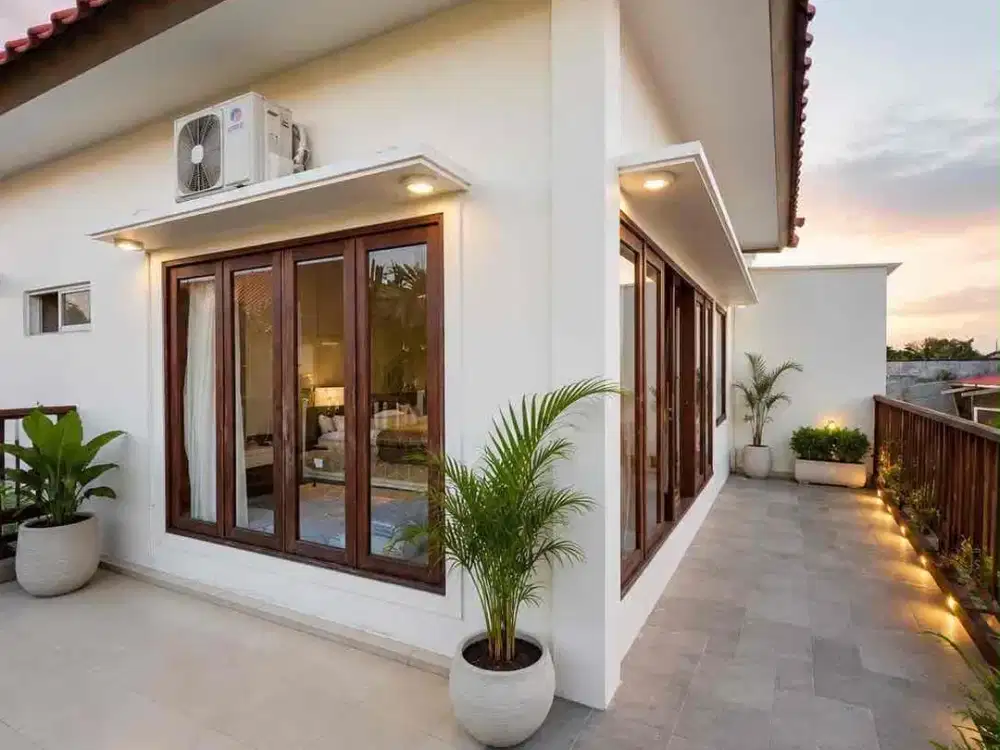 VILLA 4BR DI SANUR MODERN STLYE DEKAT PANTAI