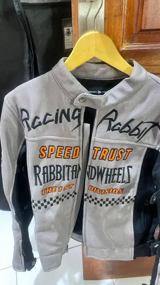 Jaket Motor Rabbit and Wheels