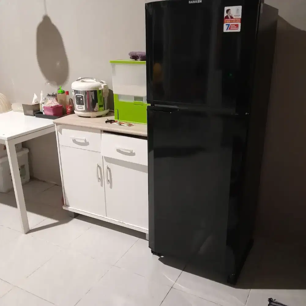 Kulkas sanken 2 pintu,