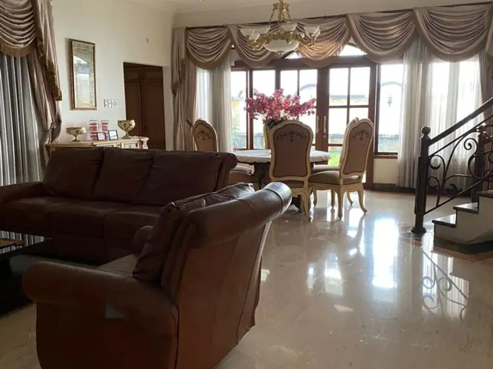 Rumah Lux di Pasteur Bandung, Sangat Mewah Siap Huni