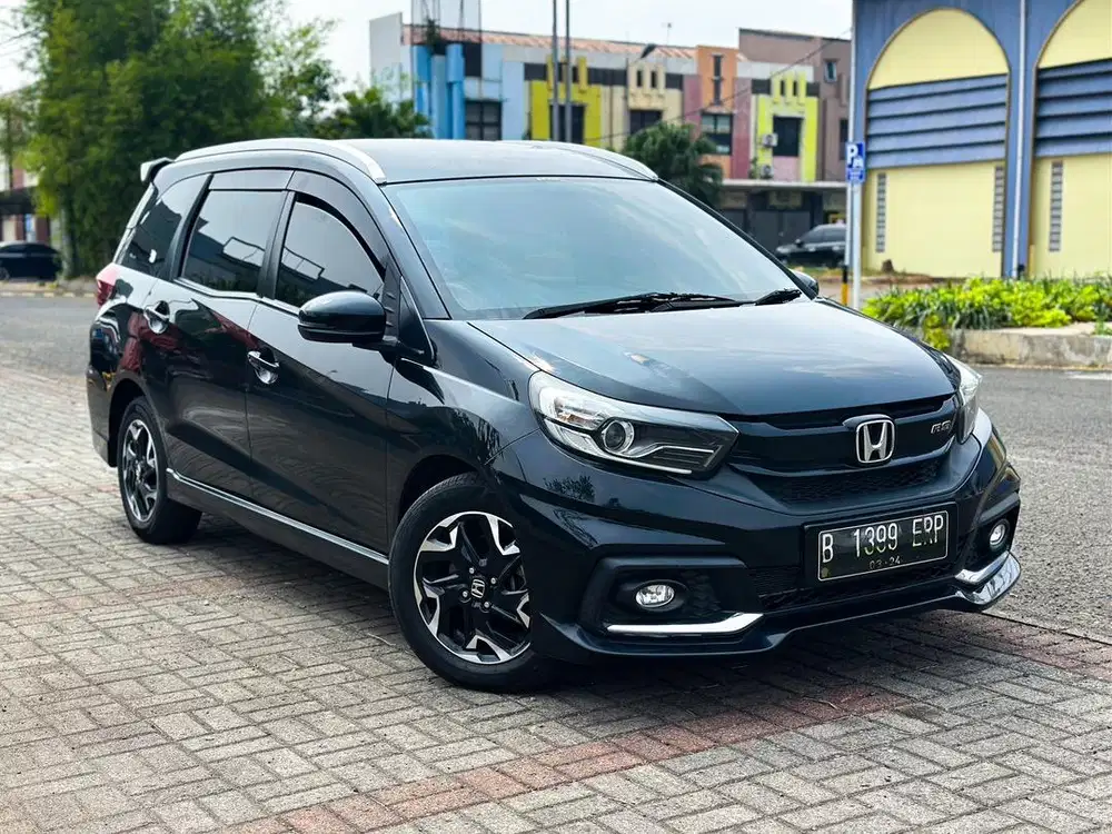 Mobilio RS Matic 2019 Hitam Istimewa [Tdp 8 jt]