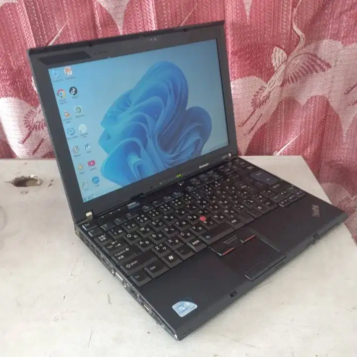 Notebook Lenovo Thinkpad X201i Intel Celeron U3400 RAM 2GB HDD 250GB