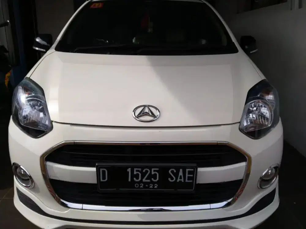 DIJUAL DAIHATSU AYLA X-ELEGANT 1.0 AT (MATIC) TAHUN 2017 (KM rendah)