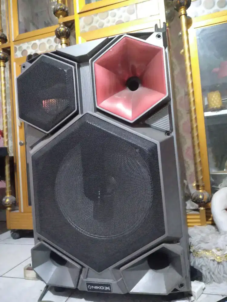 Speaker bagus bekas