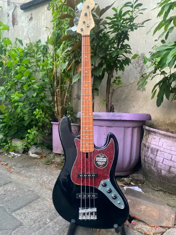 Bass fender jazz 4strings black