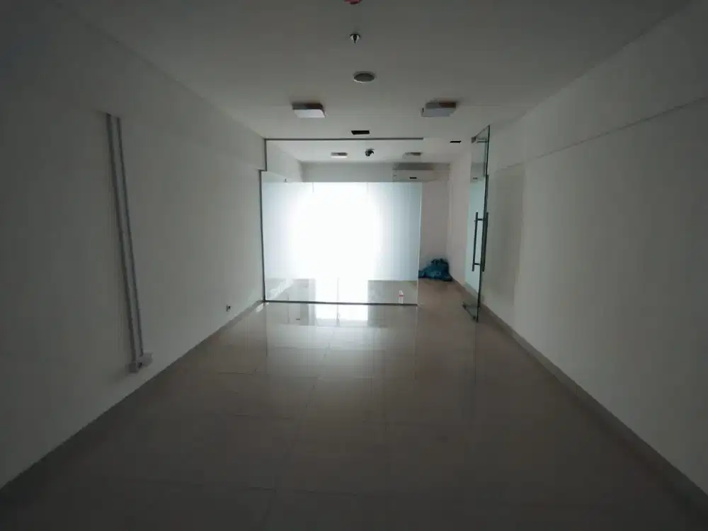 Disewakan Soho Residence Type Hampton Unfrnish Sudah Sekat kaca