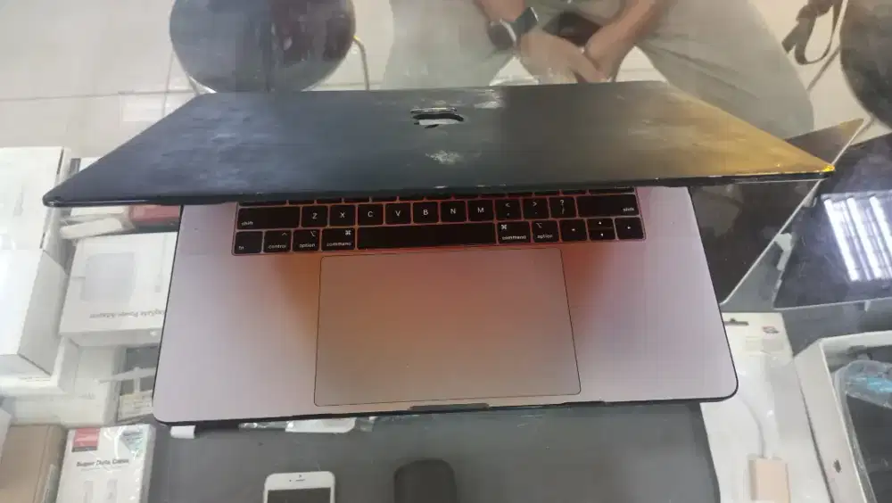 Ditampung MacBook iPad iPhone bekas hrg bagus antar jemput