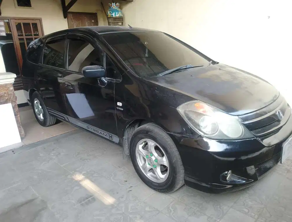 Honda Stream 2006 Bensin