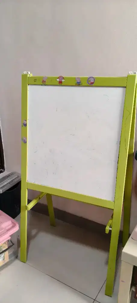 Papan Tulis IKEA MÅLA 2 Sisi (Whiteboard & Blackboard)
