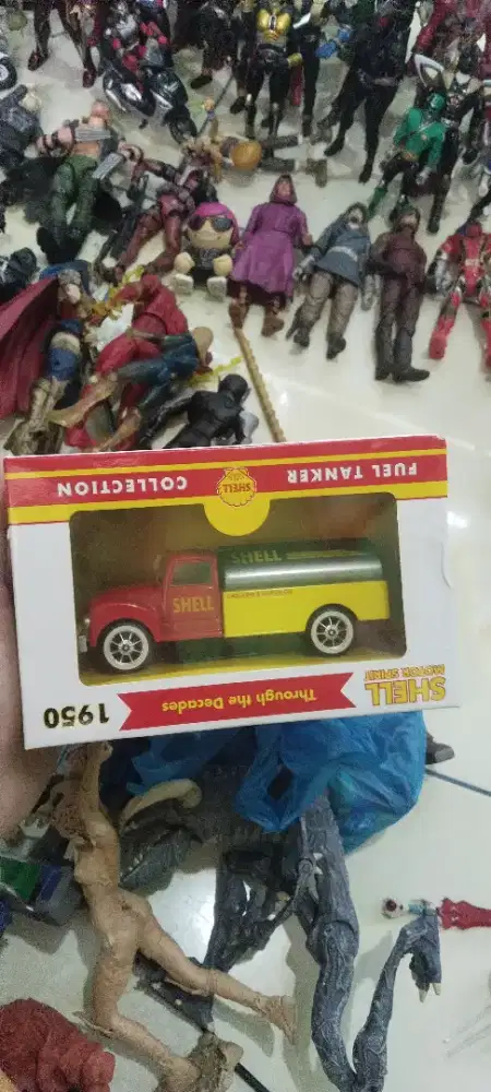 Masih bagus dus na aja yg agak jelek dikit