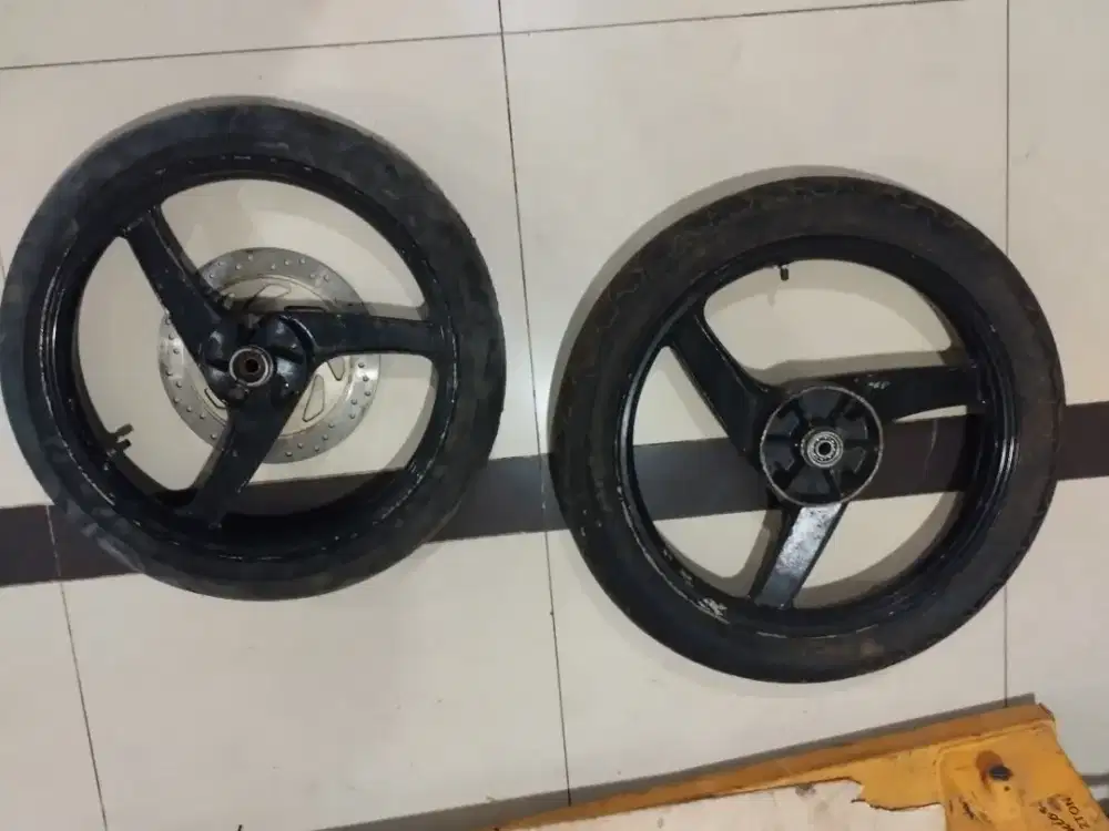 Velg ninja R dengan Ban Tebal