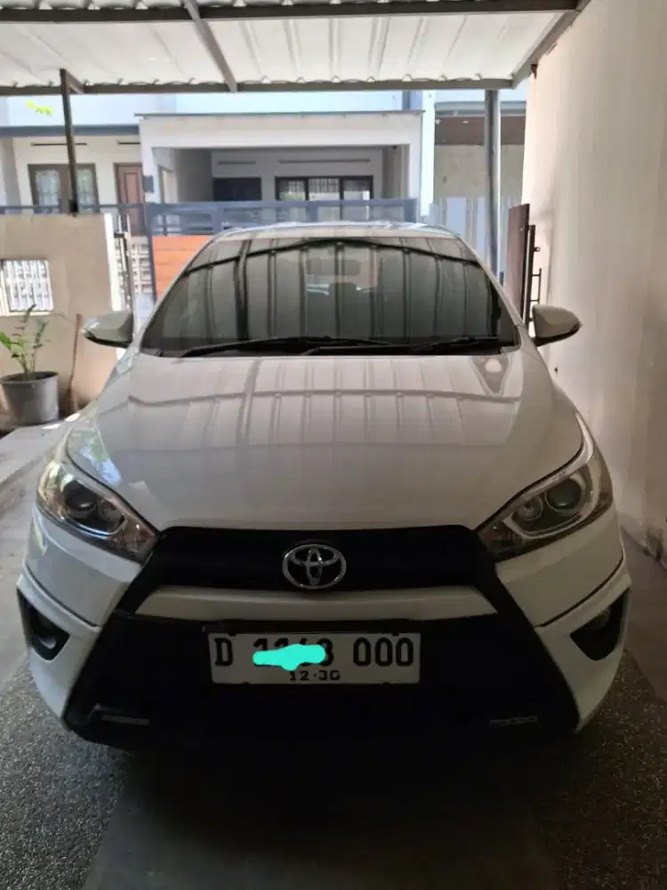 Jual Toyota yaris 1.5 S TRD Sportivo th 2015 nopil terawat