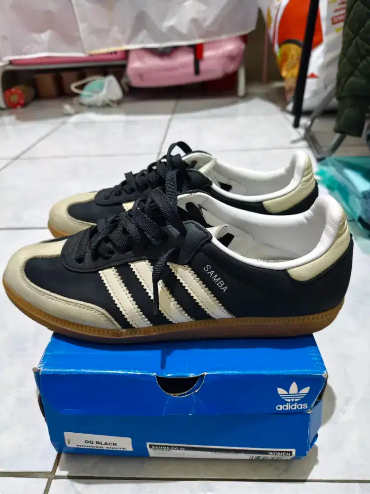Sepatu Samba OG Black wonder white original