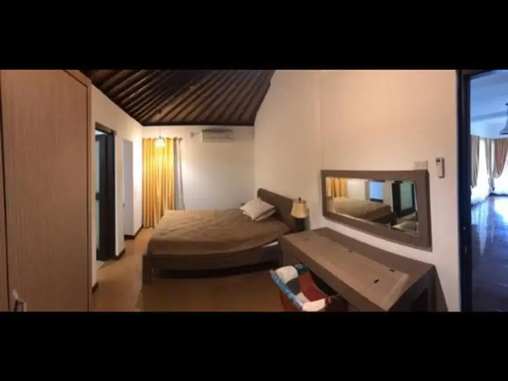 Dijual villa  3 lantai di bali bukit Jimbaran Balangan kuta selatan