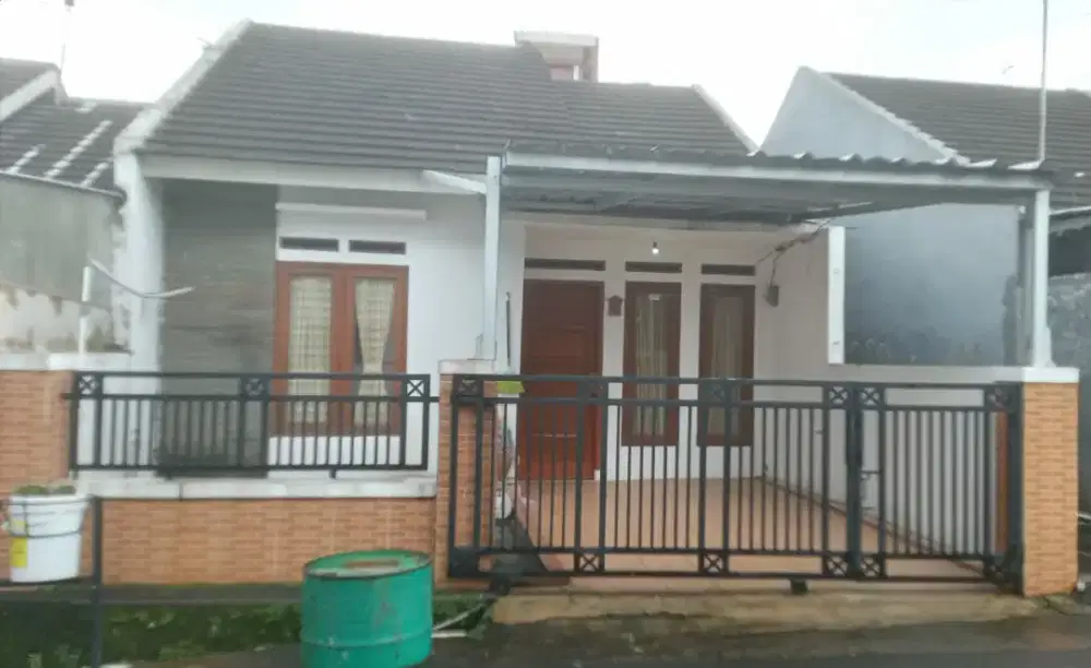 Di Kontrakan Rumah istimewa plus Furniture
