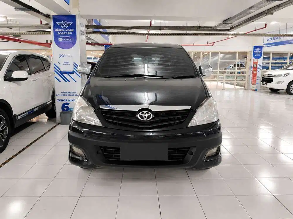 Toyota Kijang Innova 2009 Bensin