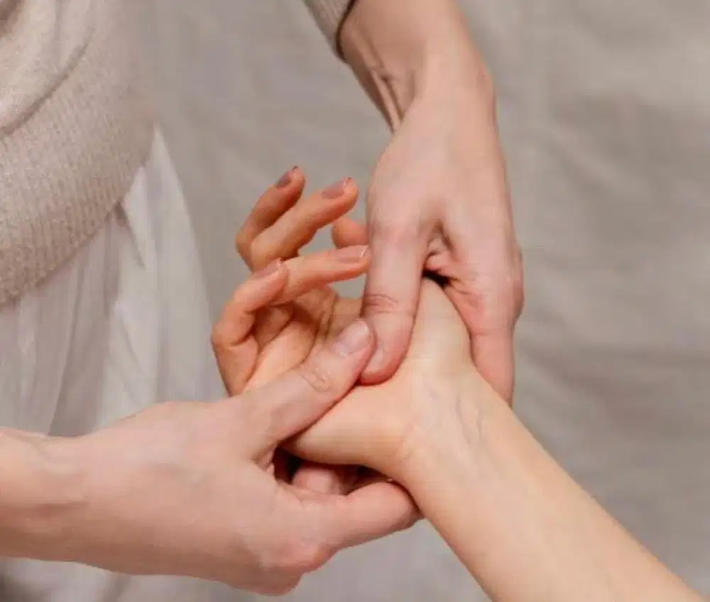 LOWONGAN THERAPIS WANITA