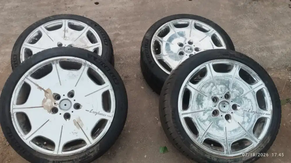 Velg + Ban Michelin 225/40 ZR R18