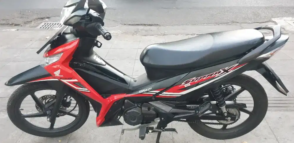 Supra X 125 th 2022 istimewa km 18rb pjk baru 03-2027