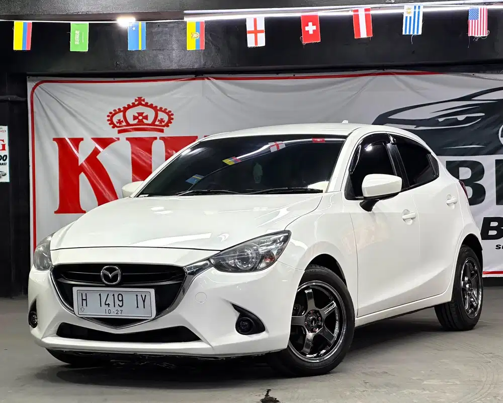 Mazda 2 R Manual Skyactive 2014