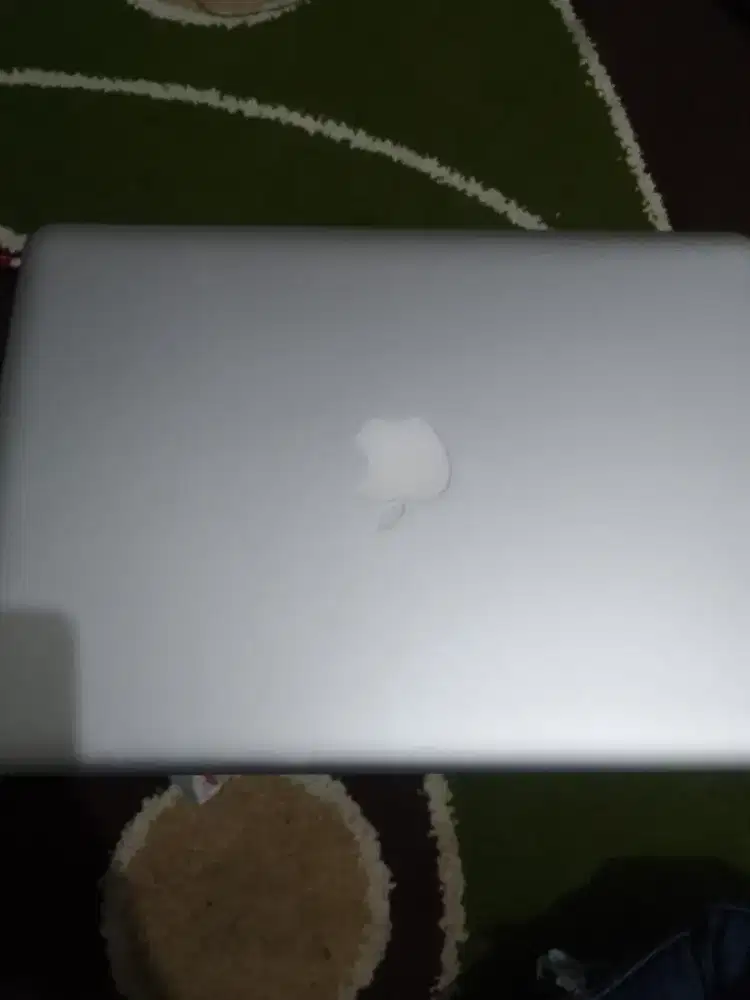 Macbook pro 13inc mid 12.. siap pakai