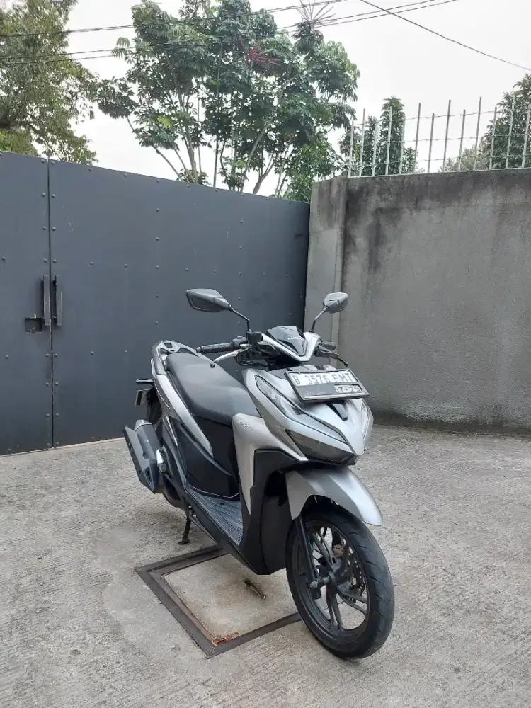 Vario 150 silver pajak hidup kyles