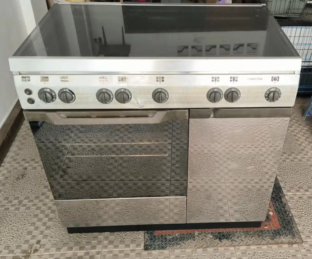 Kompor Ariston 5 tungku
