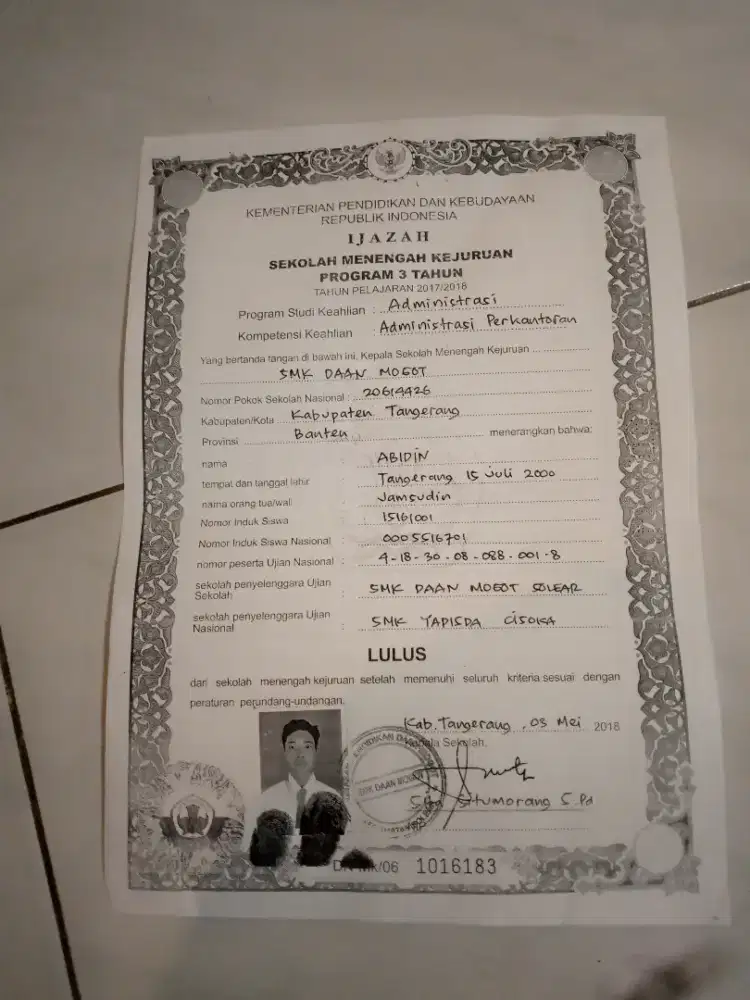 Nyari kerjaan sebagai produksi