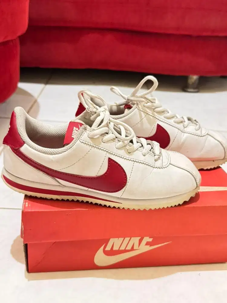 Sepatu Nike Cortez