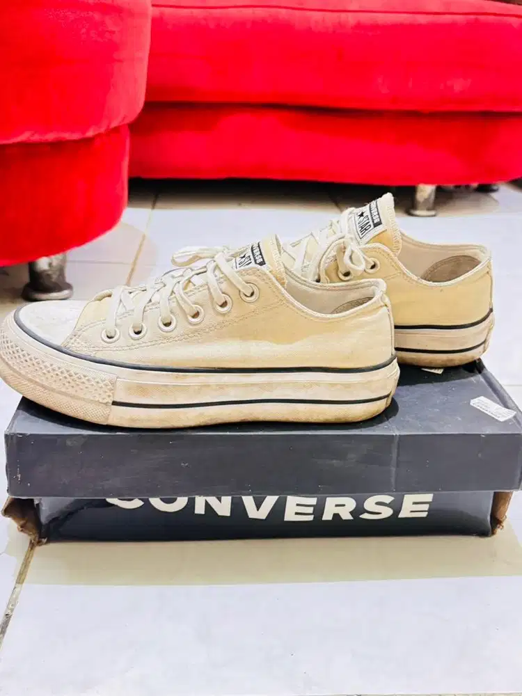 Sepatu Converse