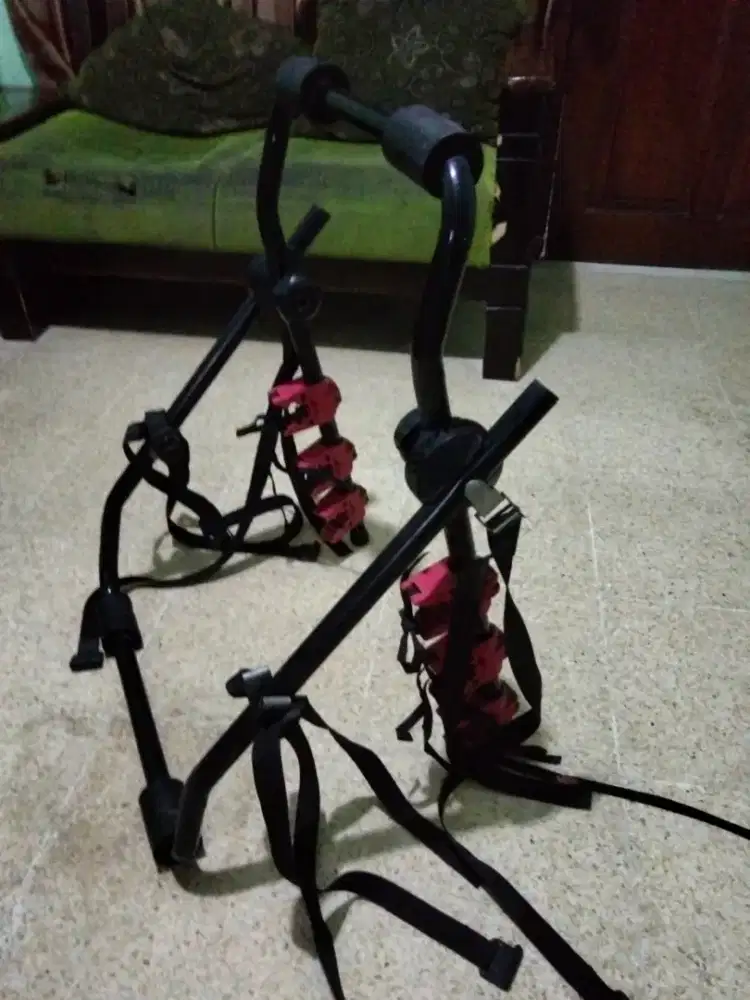 Bike carrier kondisi josss utk 3 sepeda