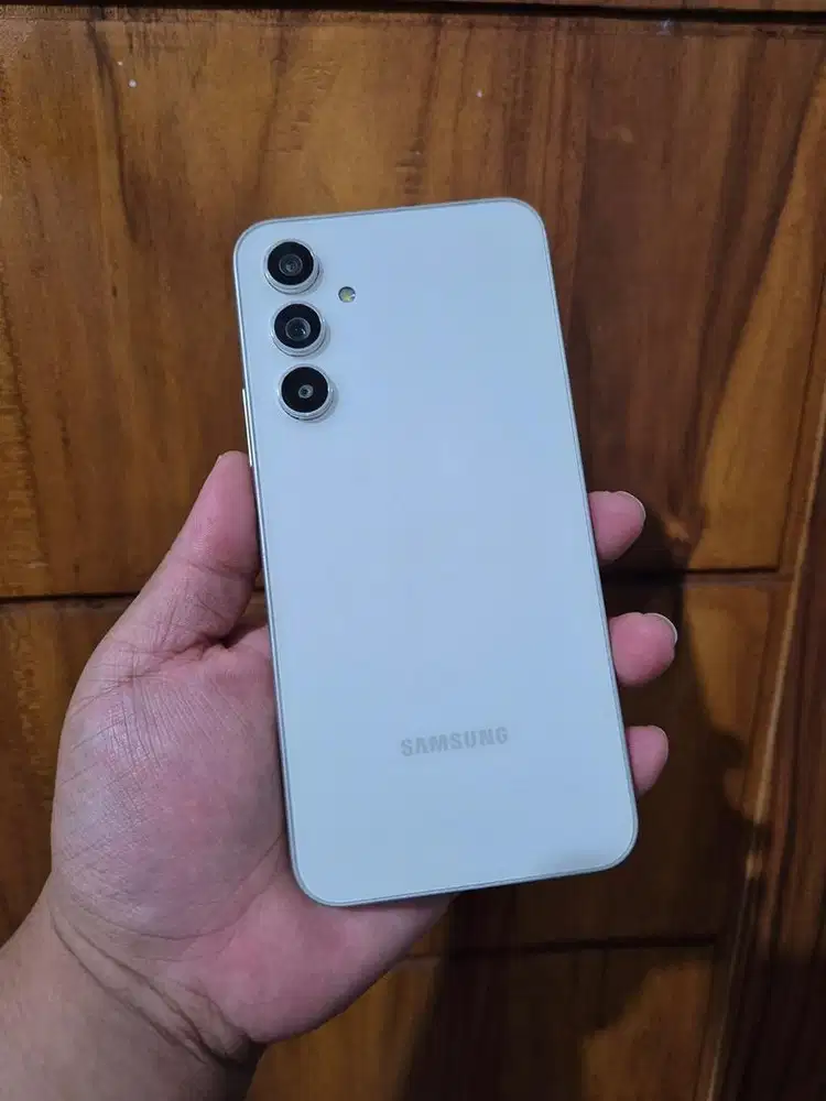 Dijual Samsung A54 AWESOME WHITE