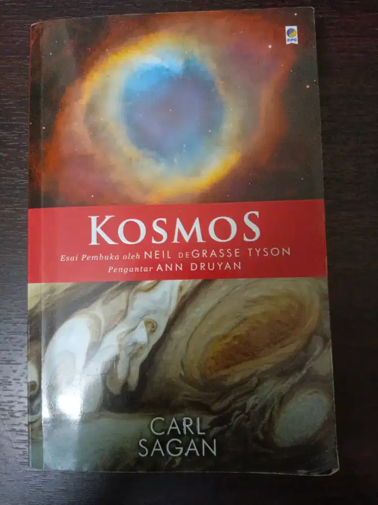 Buku Kosmos oleh Carl Sagan ori nego