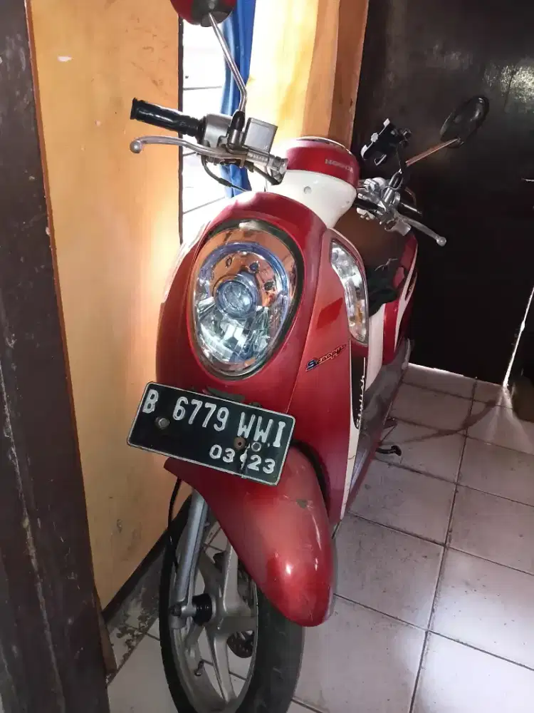 Dijual Honda Scoopy 2013