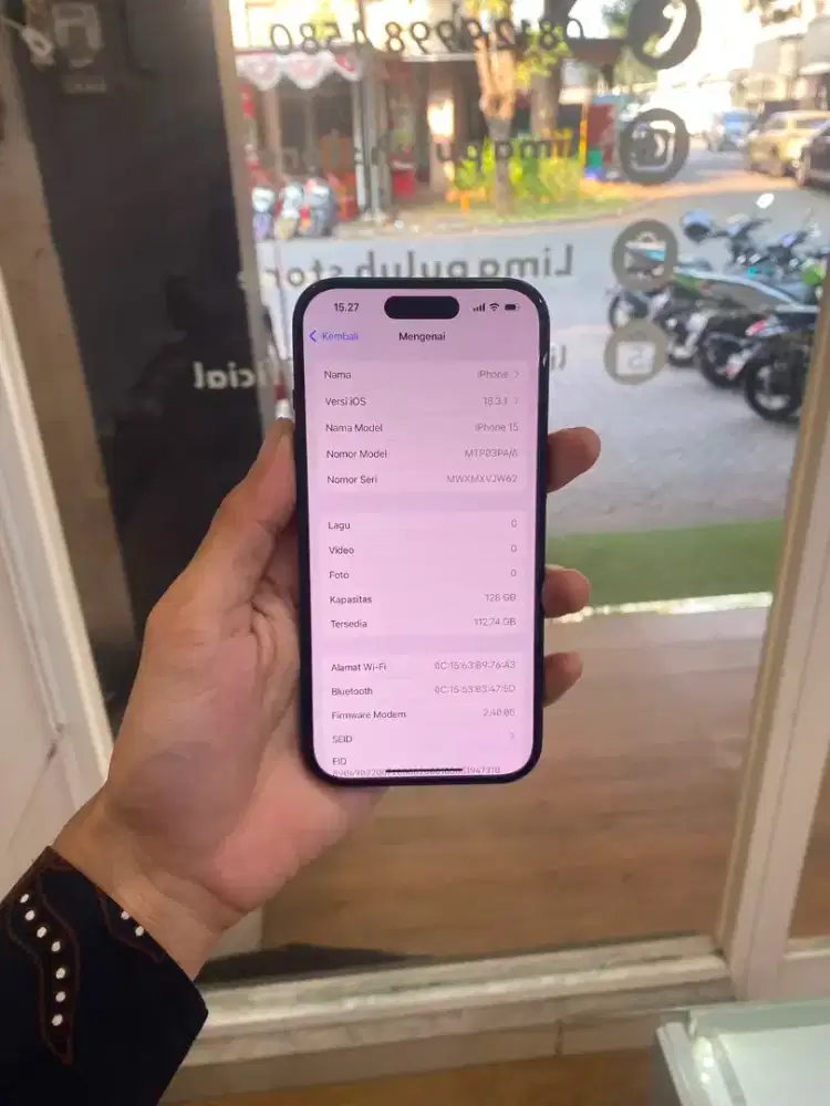 iPhone 15 128GB iBox