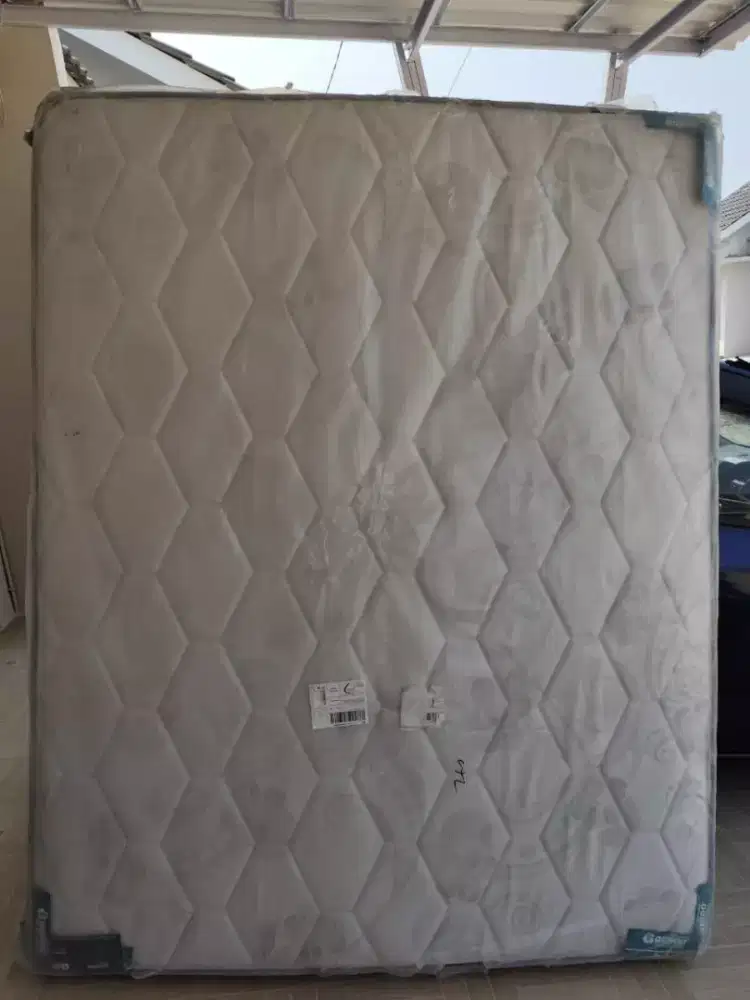 For Sale spring bed Guhdo