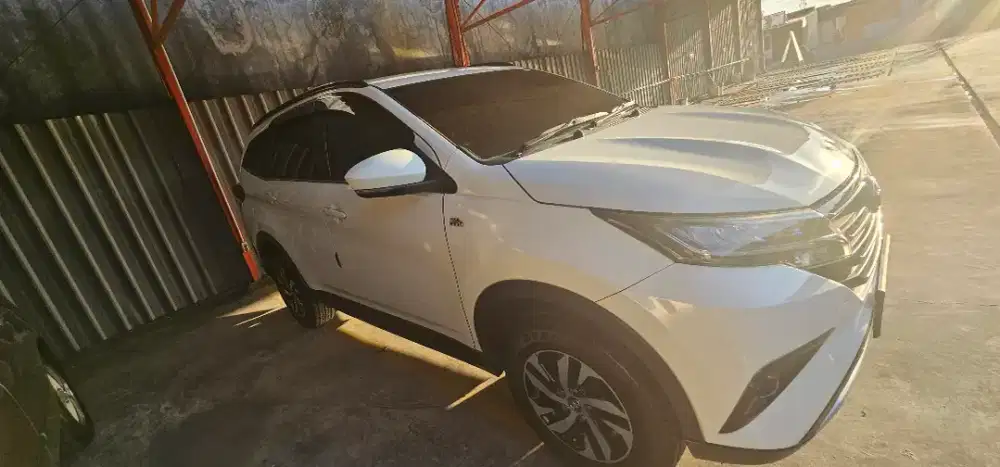 Toyota Rush 1.5 G AT 2021 Putih Matic