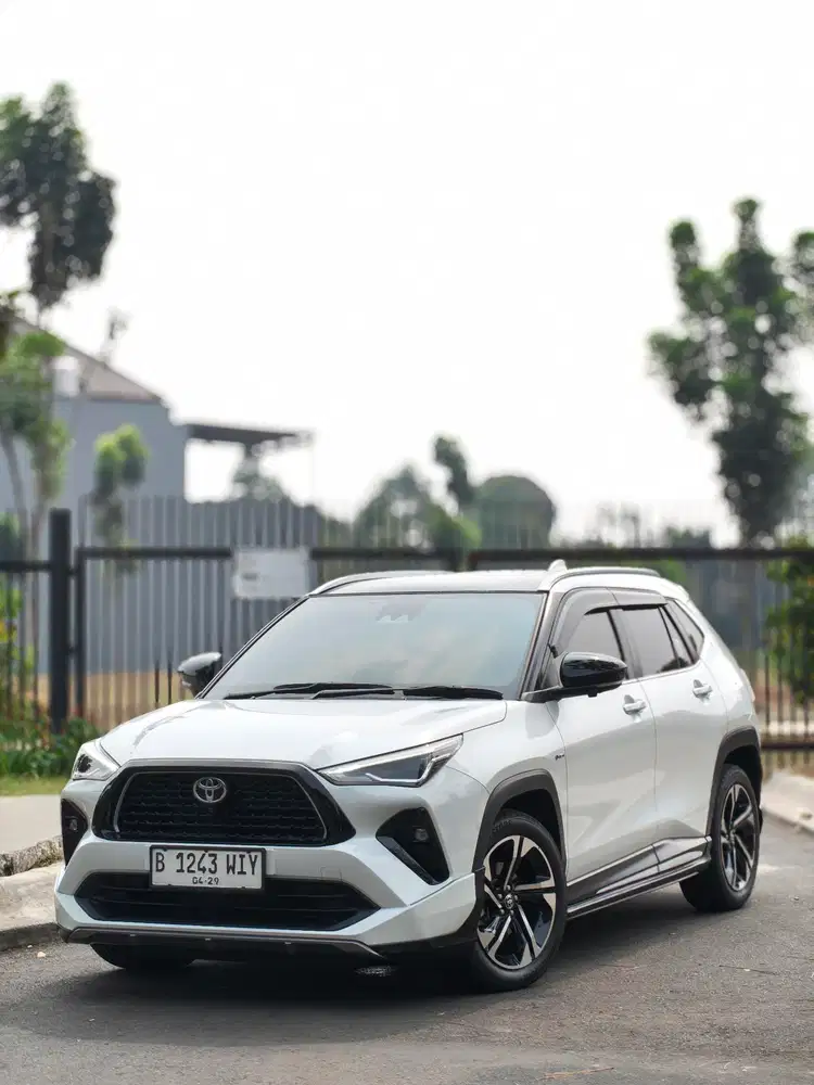 TOYOTA YARIS CROSS GR HYBRID TSS 1.5 AT 2023/2024 LOW KM LOW 16rb
