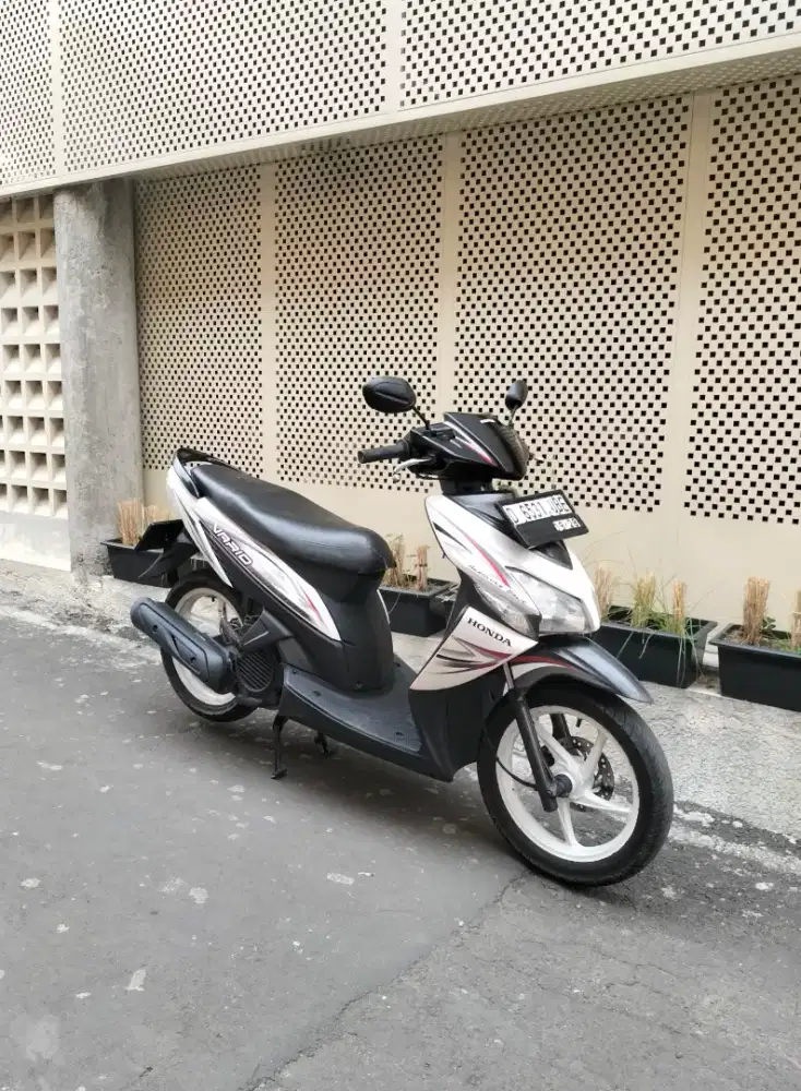 Honda Vario Old 110 CW 2013 Original Surat Lengkap Murah Pajak Telat!