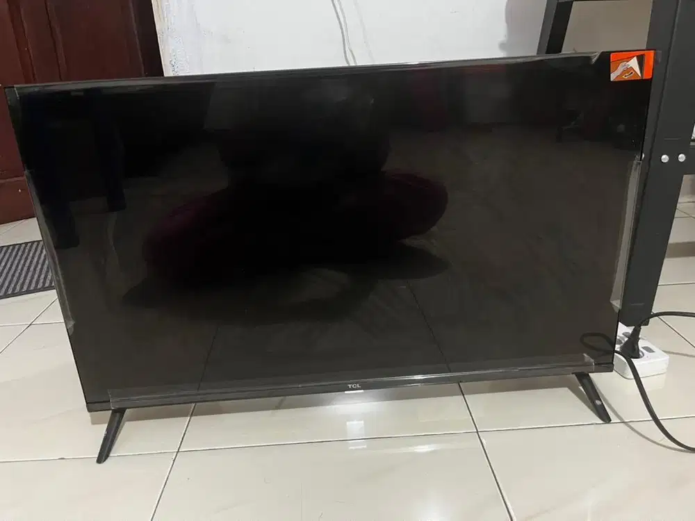 JUAL TV TCL SECOND 32 inc