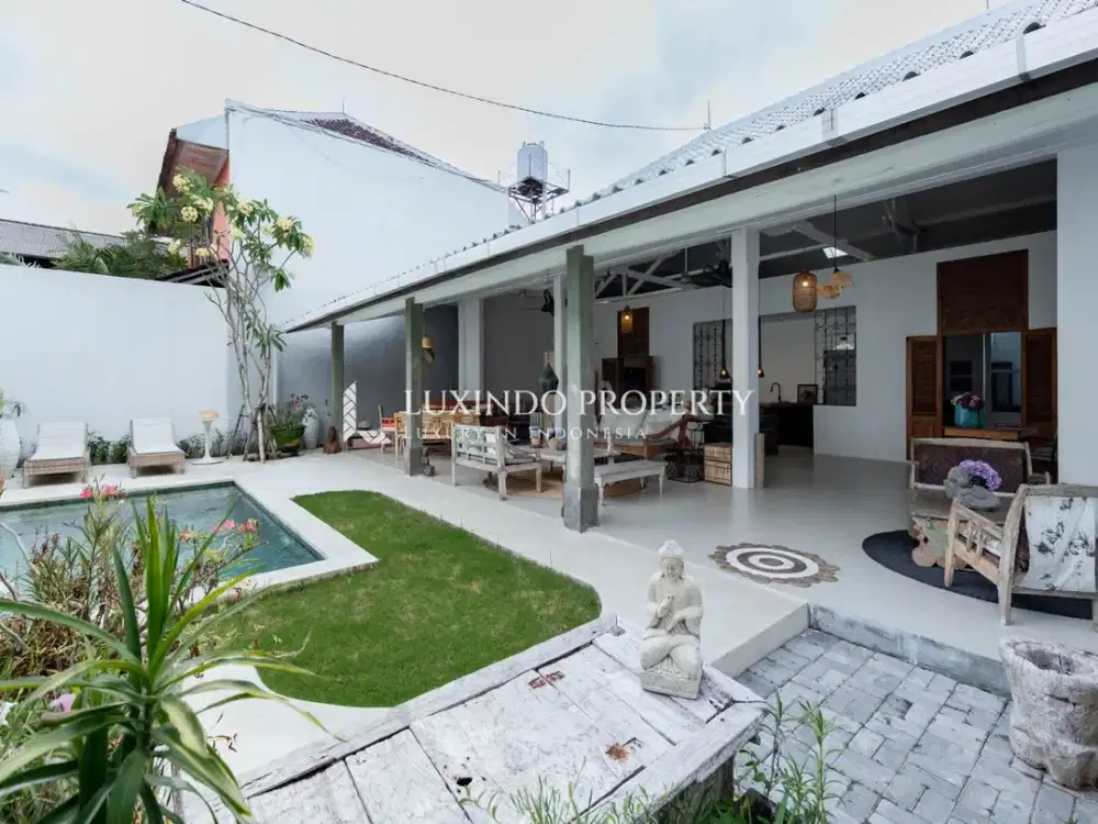 DISEWAKAN TAHUNAN VILLA DENGAN 2 KAMAR TIDUR DI KUNTI, SEMINYAK - Thumbnail 4