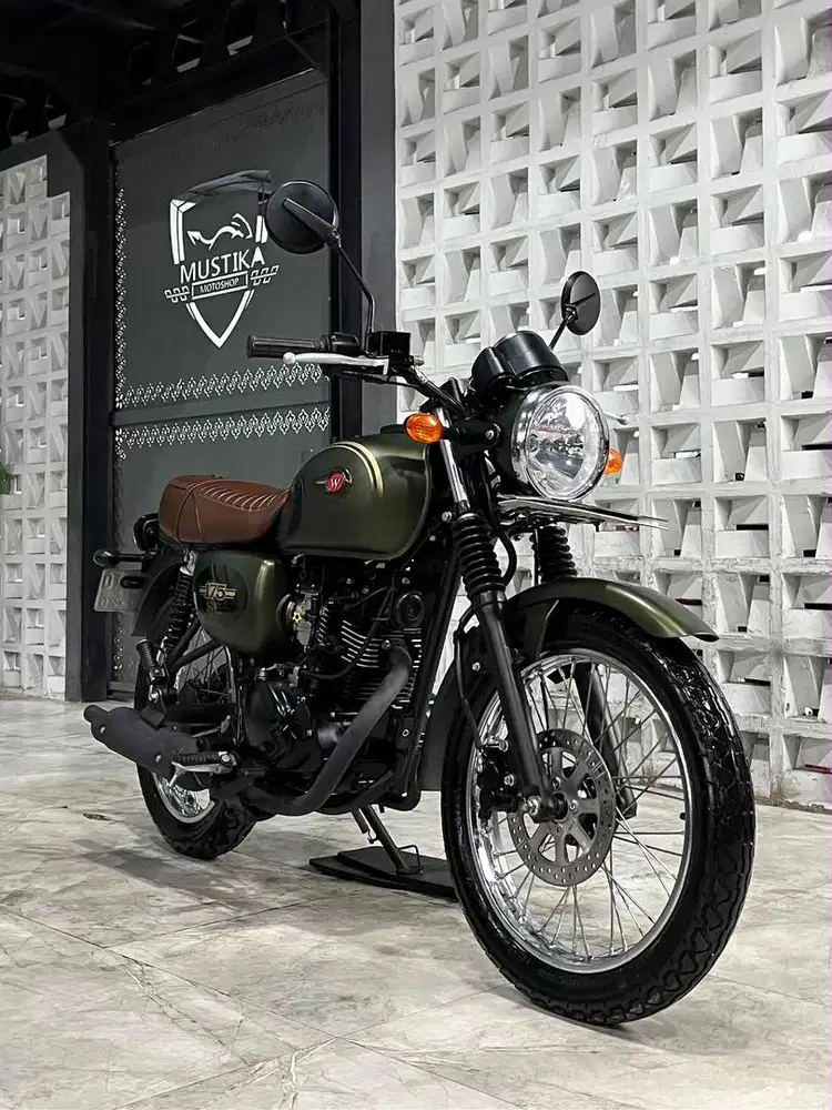 Terbatas!!Kawasaki W175 SE Th 2023 - Ayu Mustika
