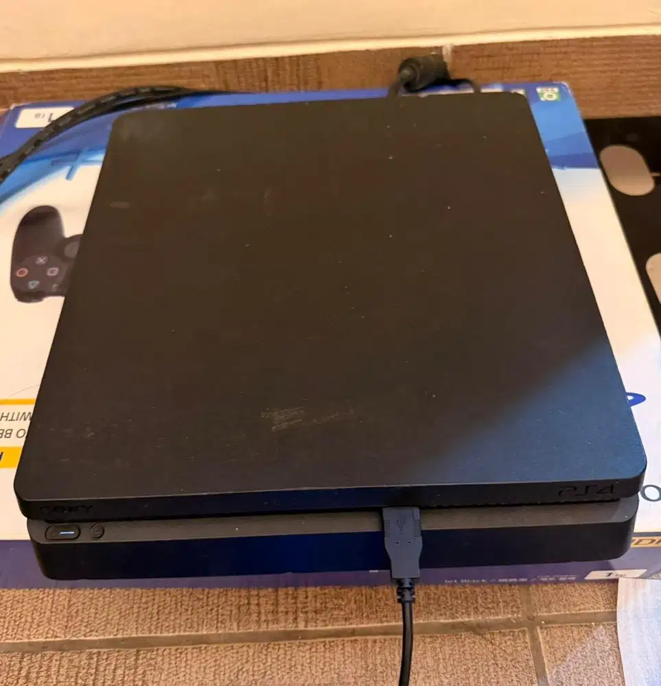 Paket PS4 Slim 500GB + Hisense Smart TV 43” | Murah & Siap Pakai