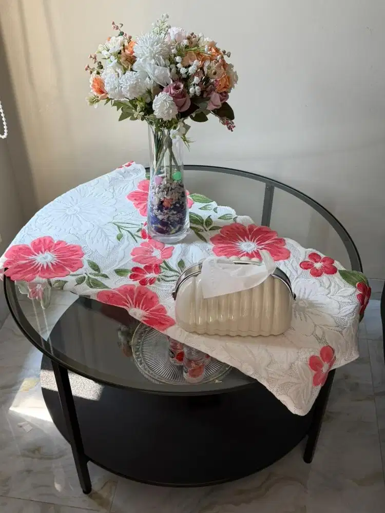 MEJA RUANG TAMU IKEA