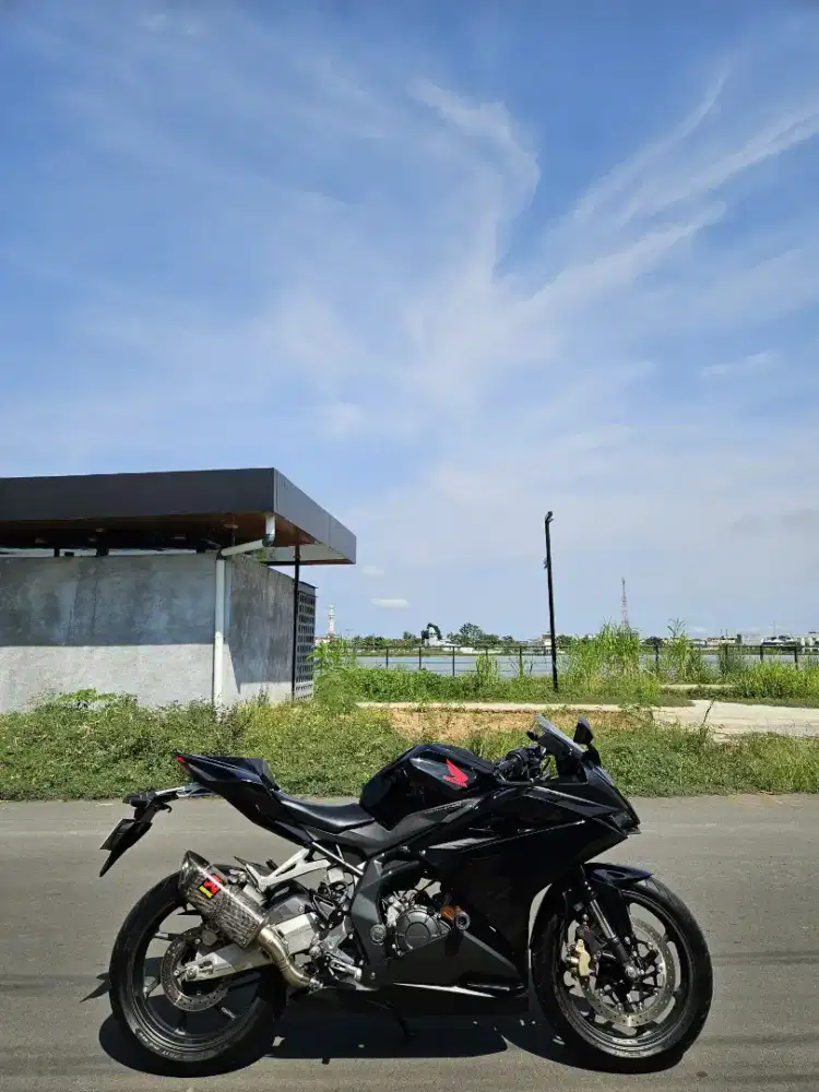 CBR 250 RR 2019 Non ABS - Full Black