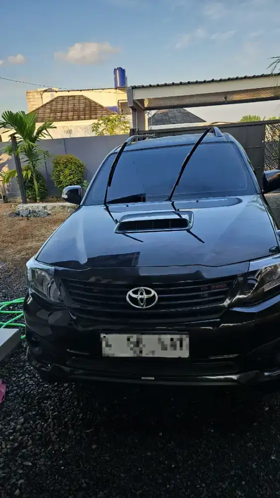 Fortuner 2.4 G VNT TRD matic
